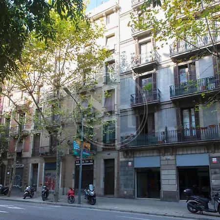 Tranquilo Y Luminoso En El Eixample Barcelone